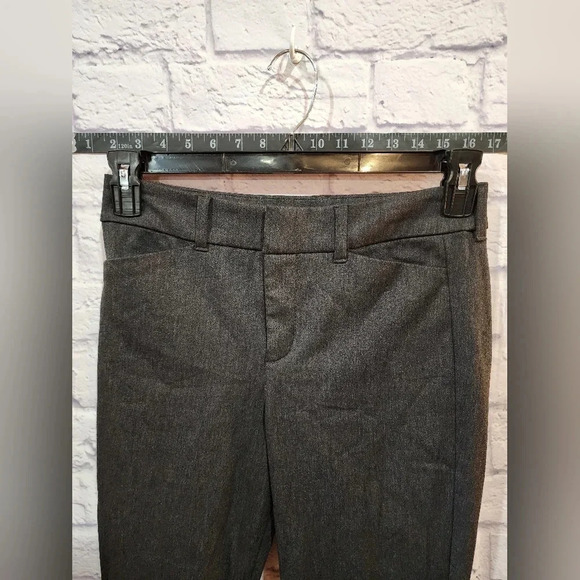 Old Navy High Rise Pixie Skinny - see last pic - Picture 4 of 6